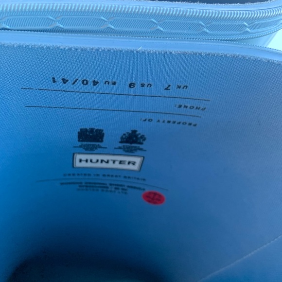 Hunter Huntress Light Blue Winter/ Rain Boot, w/ box, size 9 - Picture 5 of 6